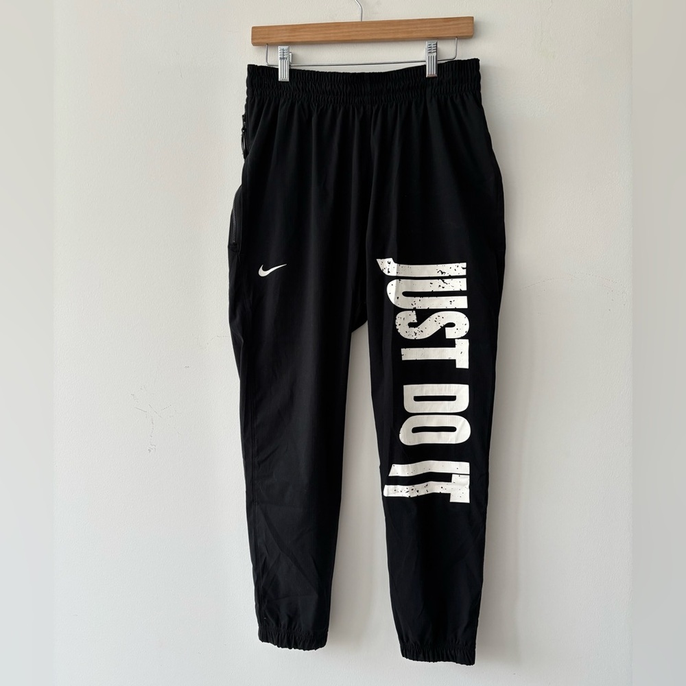 NWOT Nike Nylon track pant joggers Just Do It DNA Woven basketball SEE SIZE